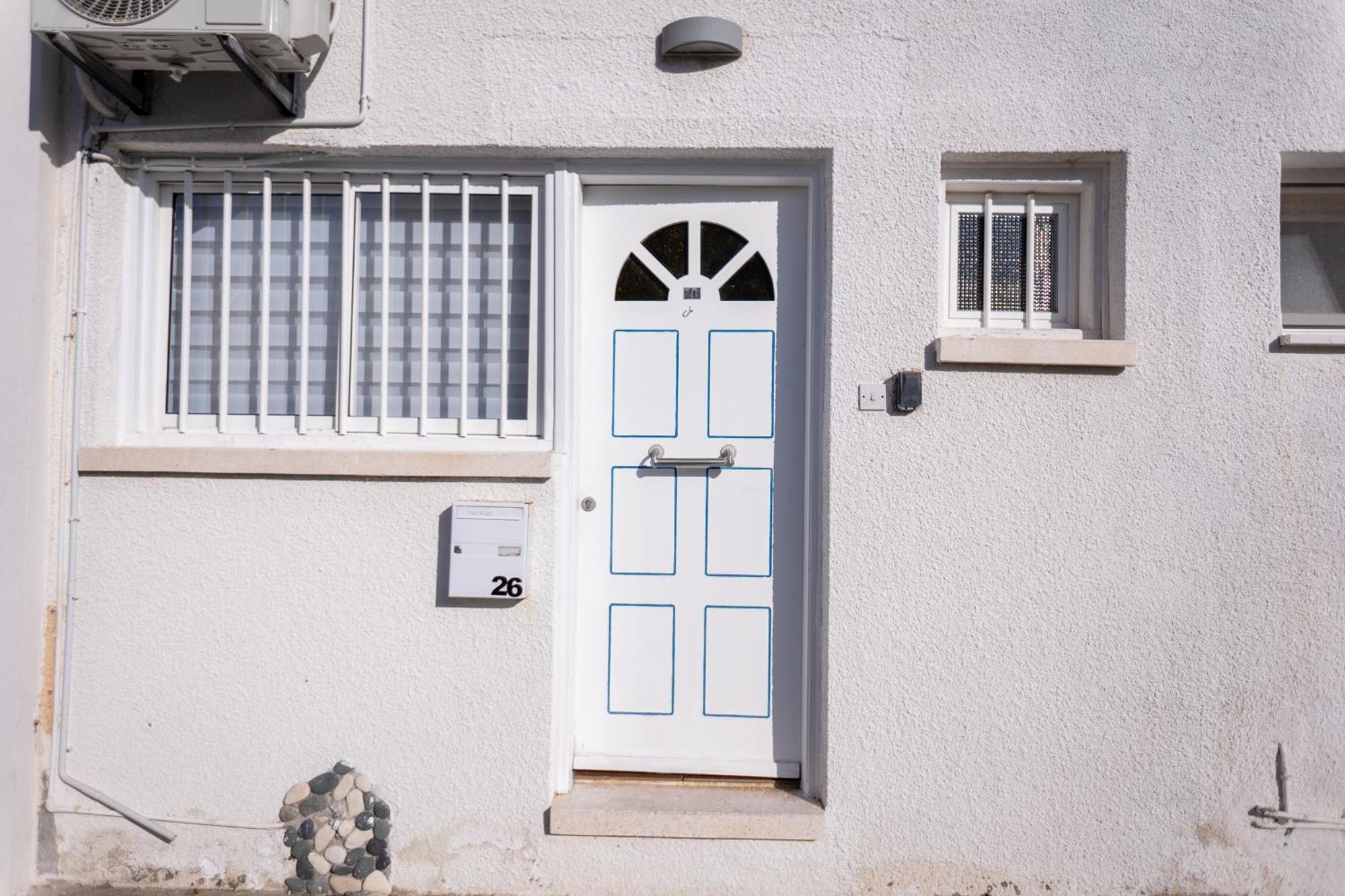 Beach House At Seafront Villa Meneou Luaran gambar