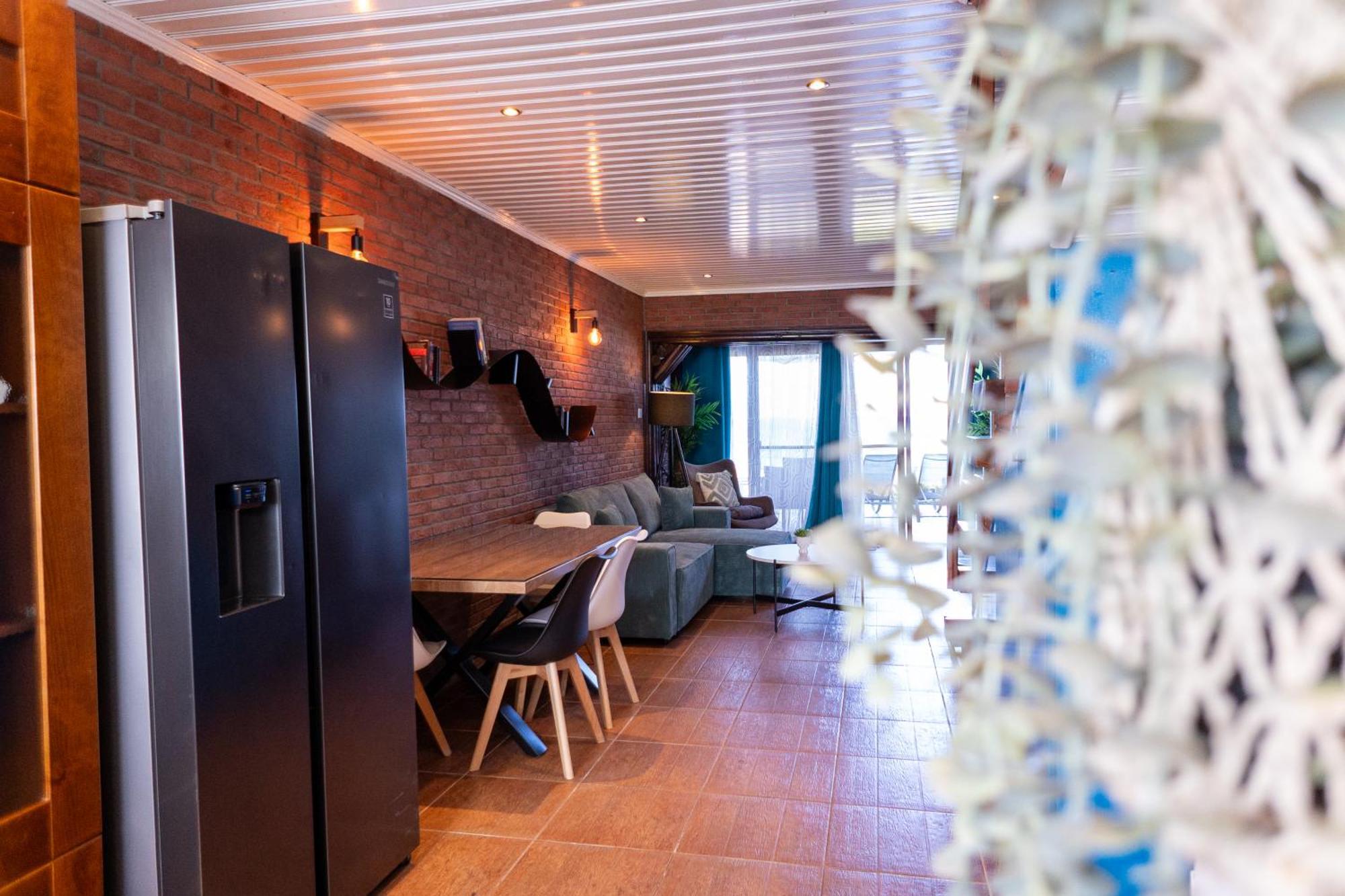 Beach House At Seafront Villa Meneou Luaran gambar